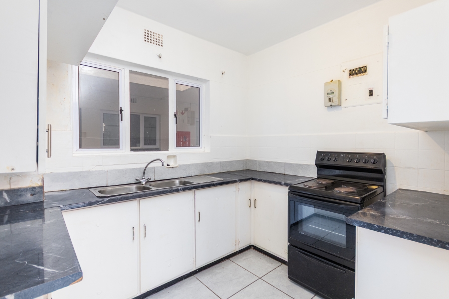 2 Bedroom Property for Sale in Wynberg Upper Western Cape